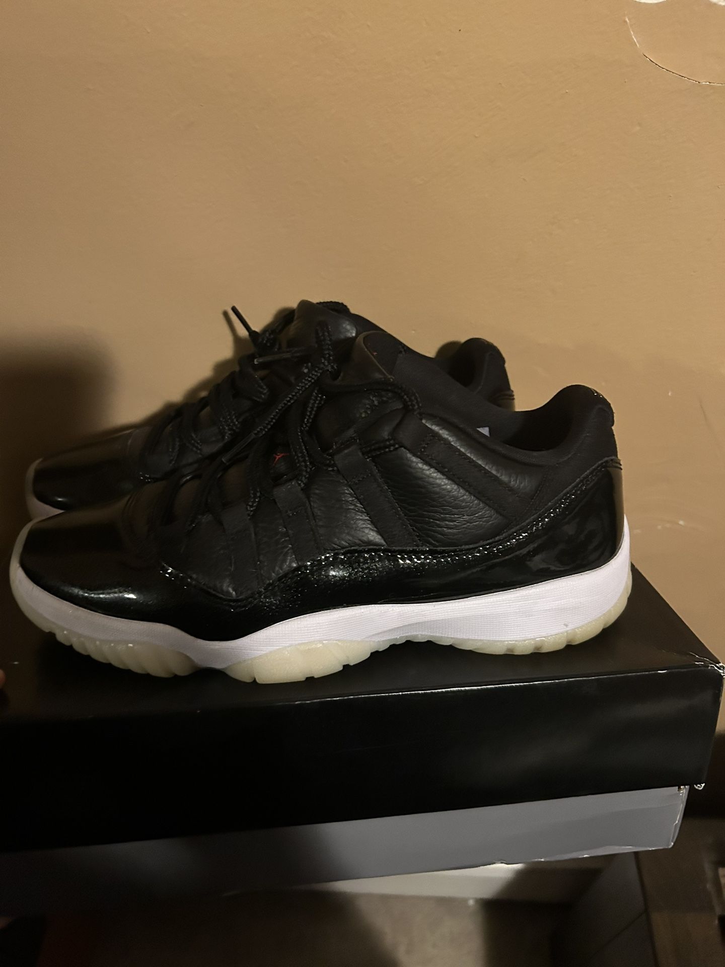 Jordan 11 Low