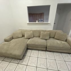 Sectional Sofa 