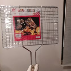 Barbeque grill topper