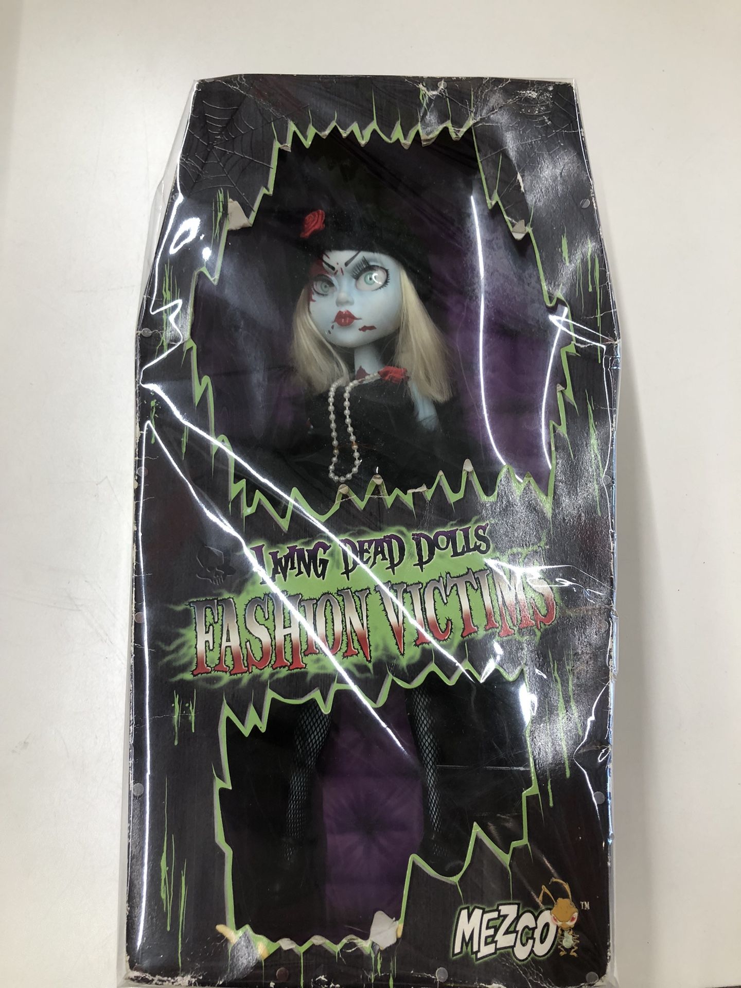 Mezco Living Dead Dolls Fashion Victims