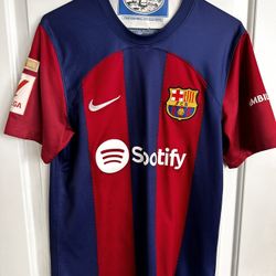 Soccer Barcelona  (Xavi)Jersey Size Small Adult