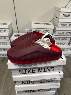 NIKE MIND