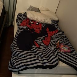 Twin size bed