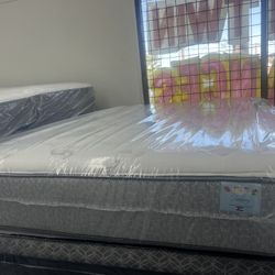 QUEEN SIZE MATTRESS & BOX SPRING BED SET