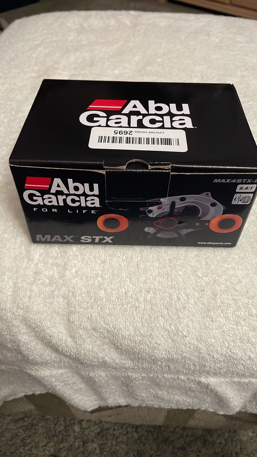 Abu Garcia fishing Reel ( Left-Handed )