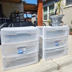 Clear Containers