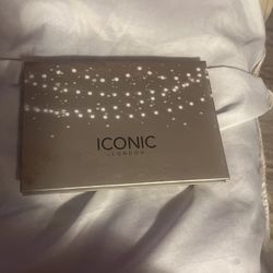 iconic london pallets