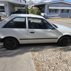 1989 Mazda 323