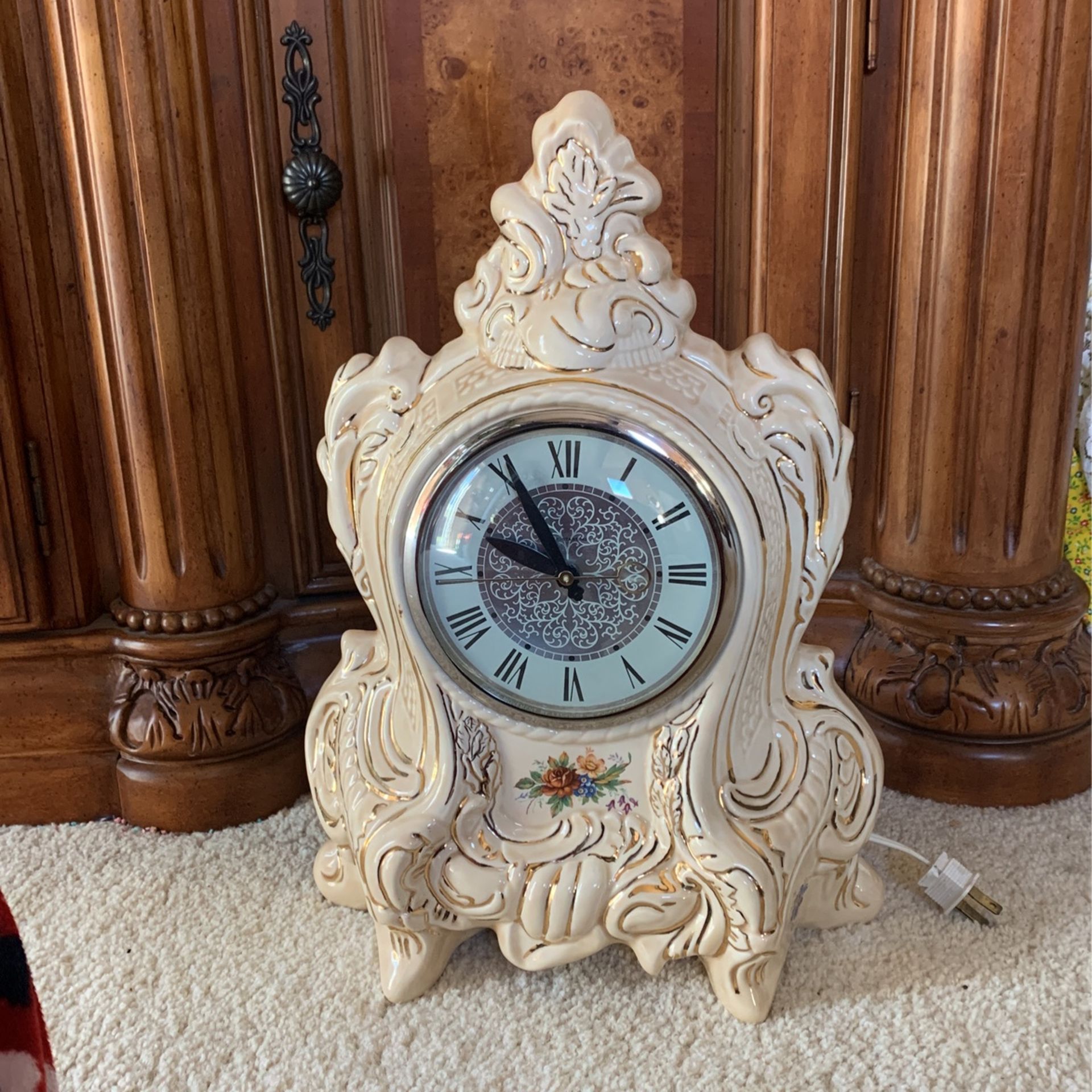 Porcelain Mantle Vintage Clock - Hand Painted - 1986