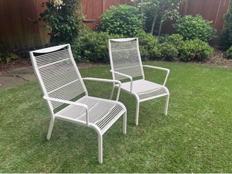 Dania/Scandinavian Designs patio chairs (4)