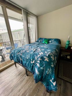 Queen Size Bed Frame w Headboard, 14 Inches High, 1500LBS capacity Heavy Duty Steel w easy assembly