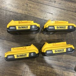 DEWALT 20 -Volt 2 -Pack Lithium-ion ( 2 Ah Battery )