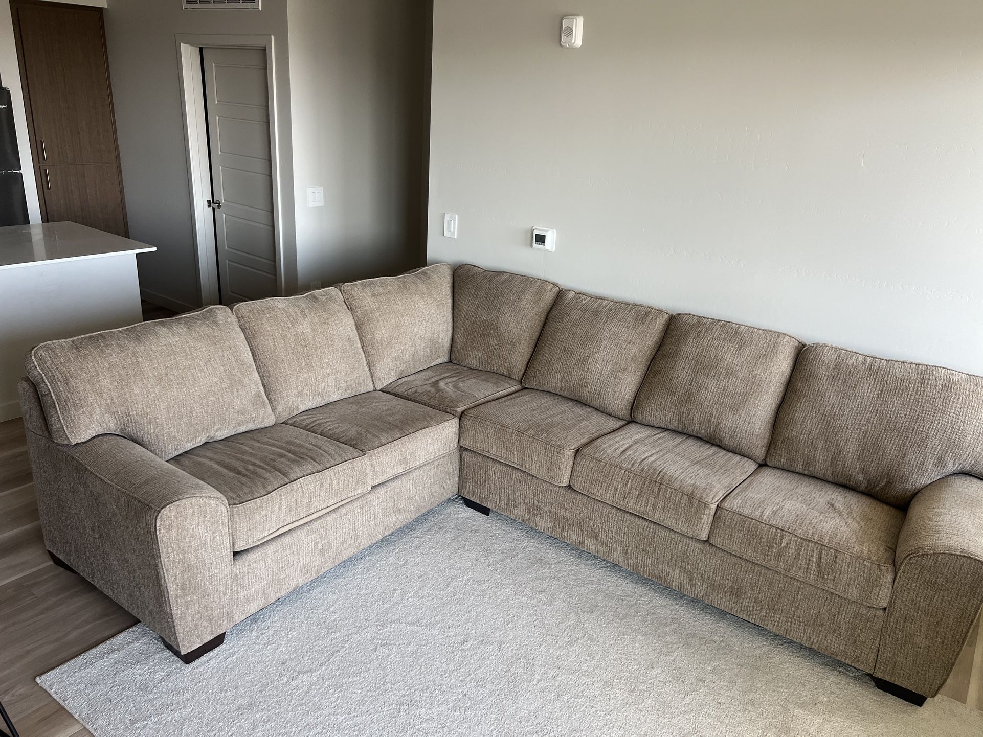 Sectional Couch Sofa - Brand:Ashley