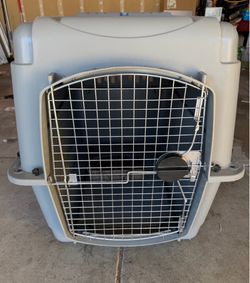 Large Pet Carrier / Kennel