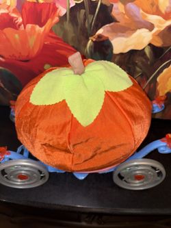 Barbie Cinderella Pumpkin Carriage Transformer 