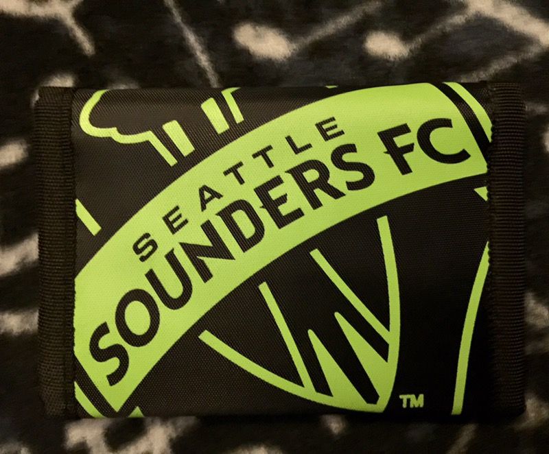 SEATTLE SOUNDERS FC Tri-Fold Velcro Wallet