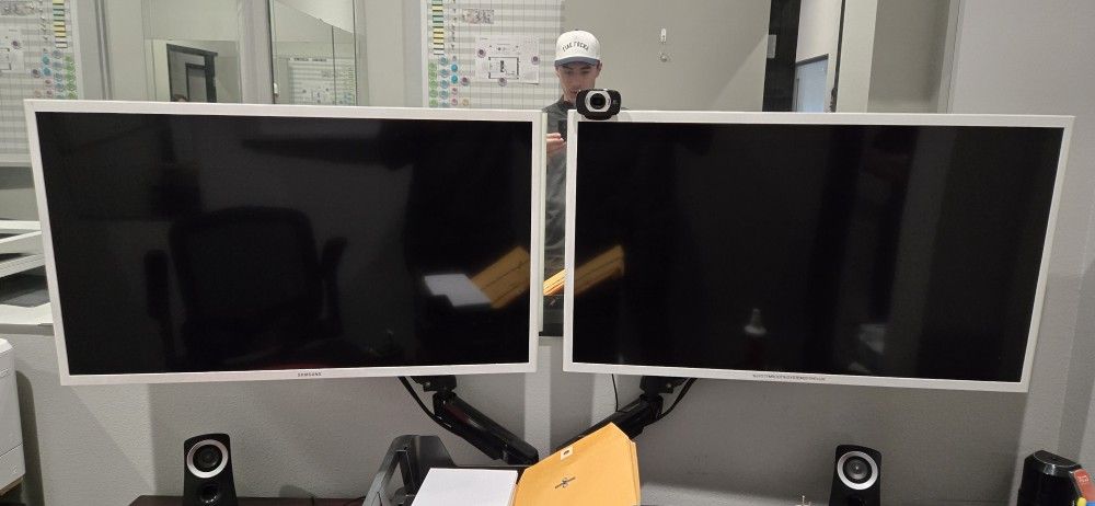 Samsung Computer Monitor