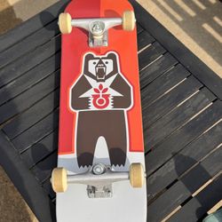 Habitat Complete Skateboard – Great Condition!