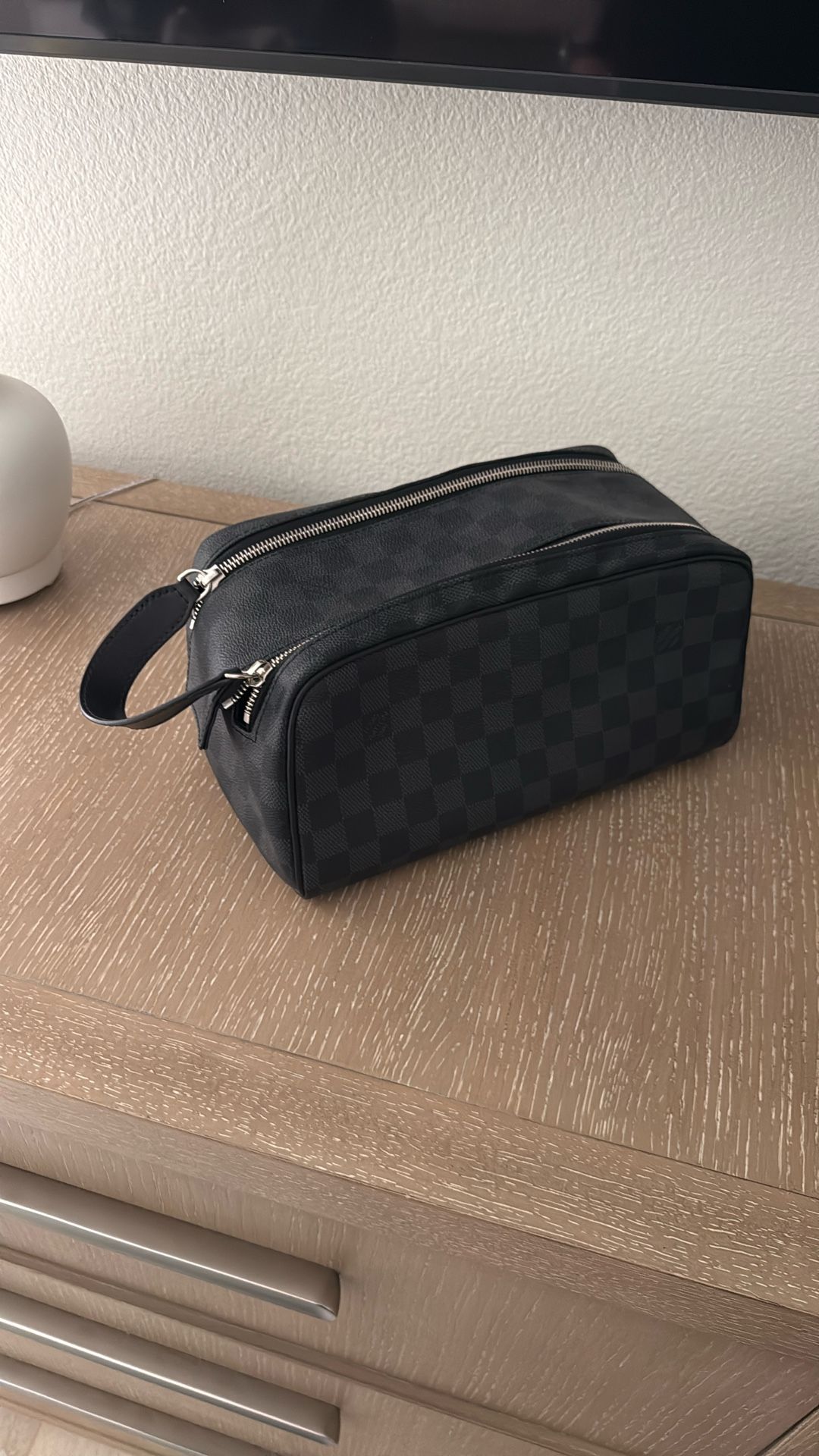 Louis Vuitton Men’s Bathroom bag