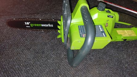 Chain-saw & Hedge Trimmer w/ 20 Volt Battery & Charger