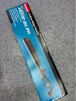 Makita 40V max XGT 24in Single Sided Hedge Trimmer Kit