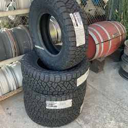 265/70/17. TOYO RT TRAIL BRAND NEW TIRES