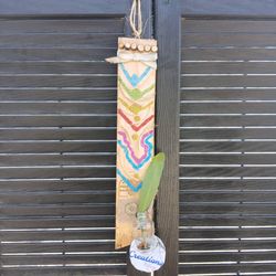 Rustic wall decoration with little plant 🪴