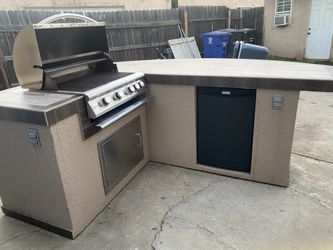 Outdoor BBQ Island