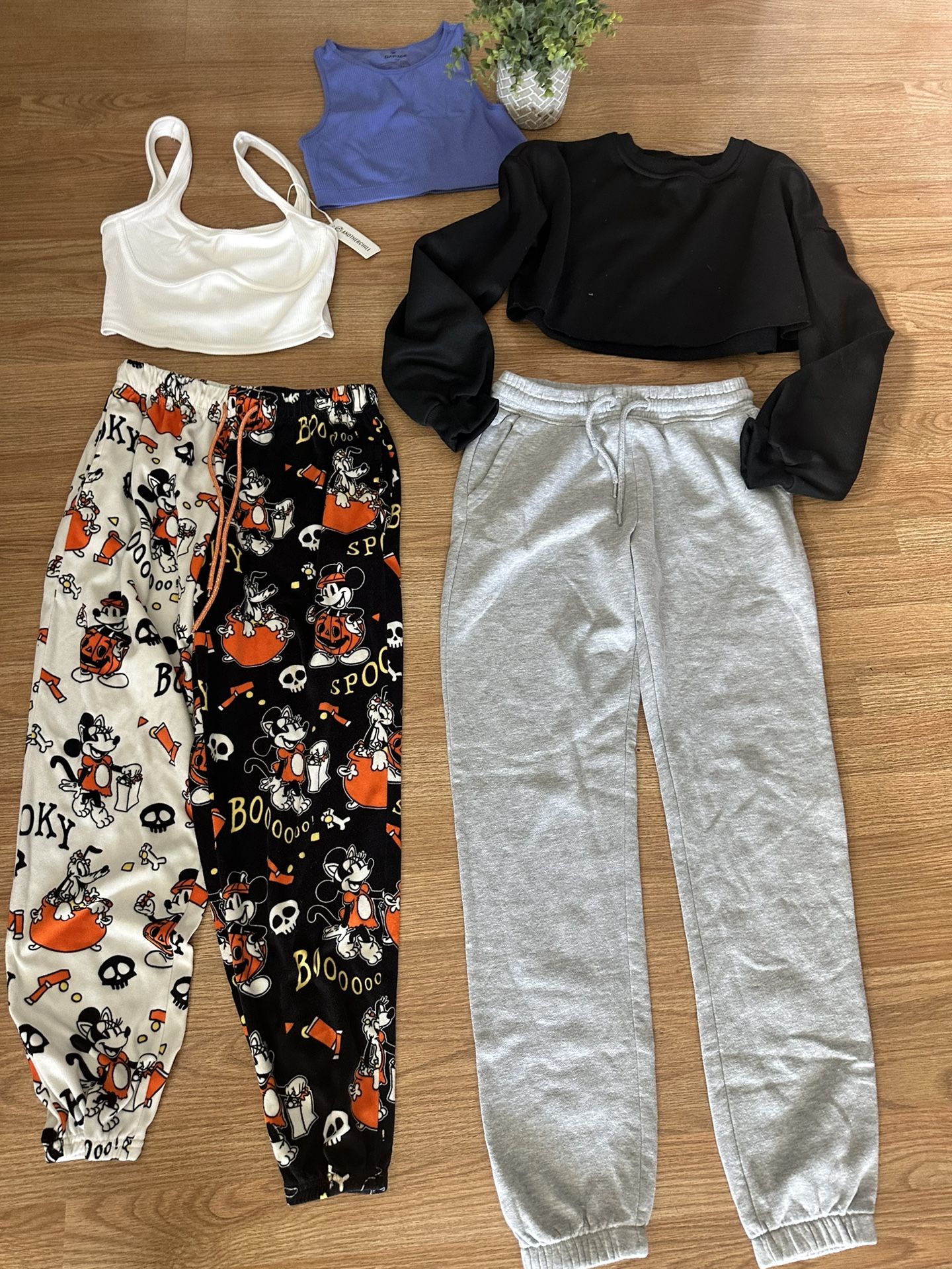 Xs/small Women’s Clothes