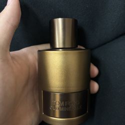 Tom Ford Oud Minerale