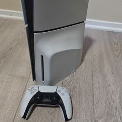 PS5 Slim Disc + 5TB TOTAL STORAGE (4TB Samsung 990 PRO Installed) - Like New