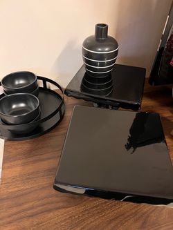 Black Dinnerware Set with Vase