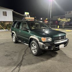 2000 Nissan Pathfinder