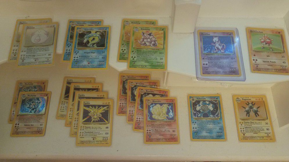 20x Base Set Unlimited Holo Rare Pokemon Cards!