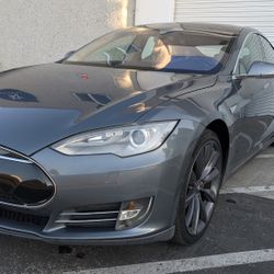 2012 Tesla Model S