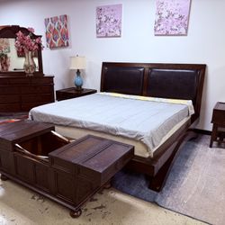Solid Wood King Size Bedroom Set 