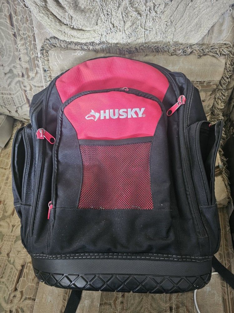 Husky Heavy Duty Backpack/ TOOL BAG Like New, Firm.