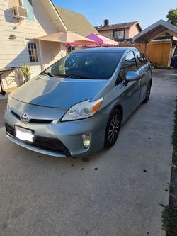 2013 Toyota Prius 4 Clean Title
