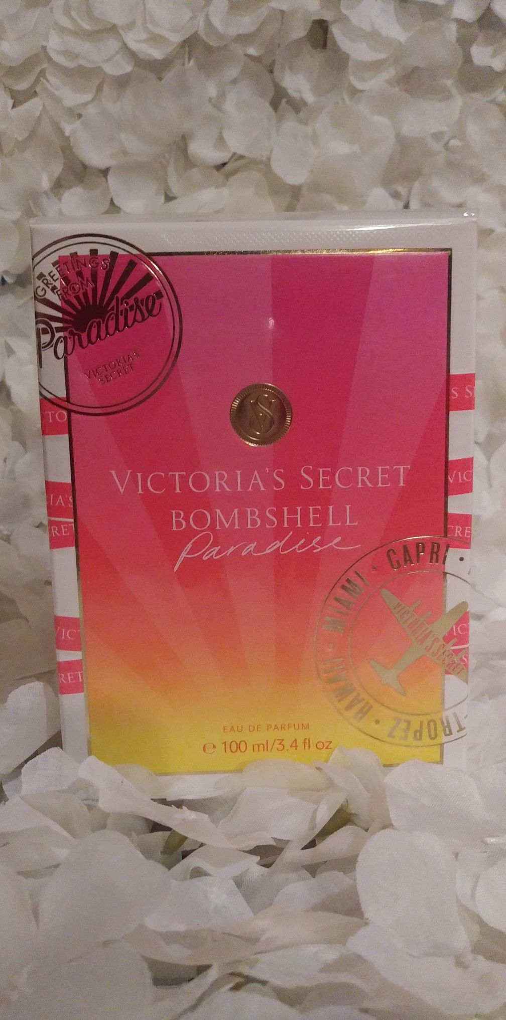 Bombshell Paradise Victoria secret perfume