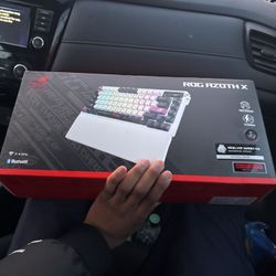 The ASUS ROG Azoth X 