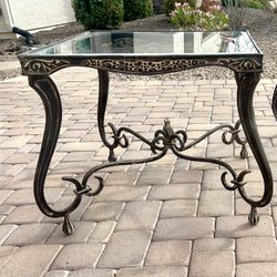 Bassett End and Side table