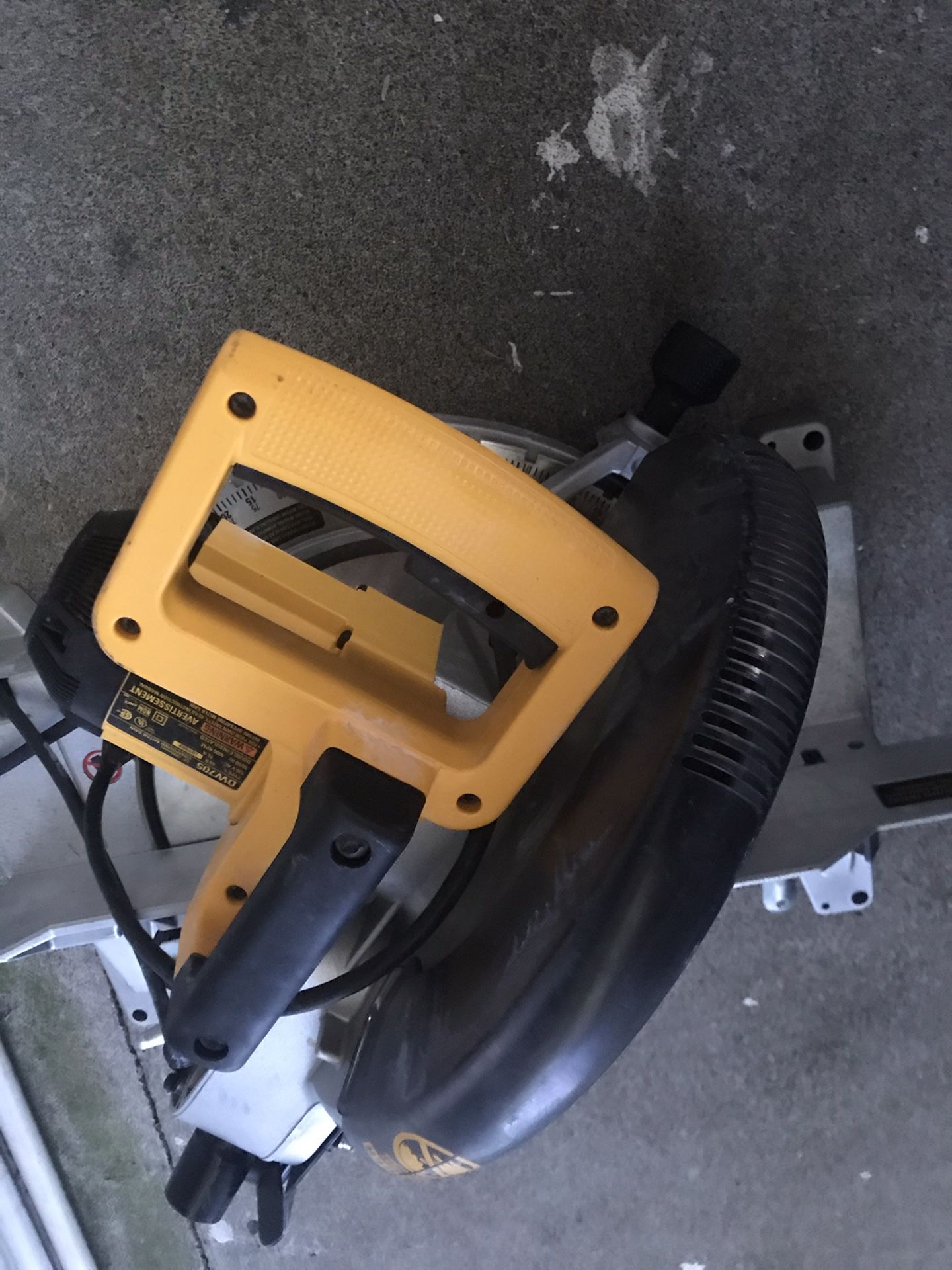 DEWALT DW703 Miter Saw