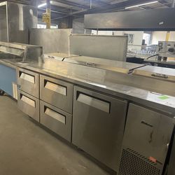 Refrigerated Pizza/Sandwich Prep Station