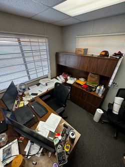 Executive Office Desk w Book Shelf