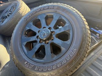 2023 Ram 2500/3500 Laramie Night Edition Wheel wheels tires TPMs and lug nuts