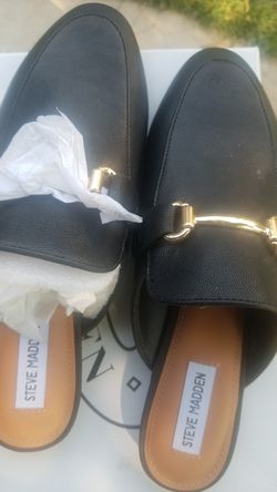 Black leather slip on super cute**BRAnd NEW**