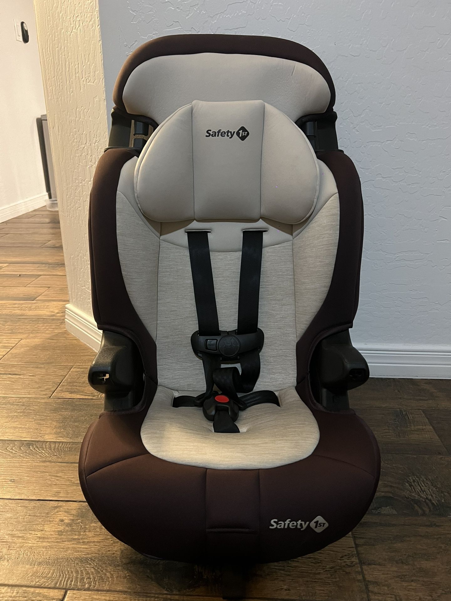 Safety 1st Booster Seat