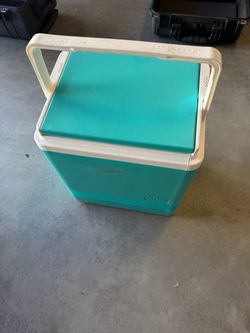 Igloo Small Cooler Teal