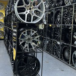 CUSTOM WHEELS SET $10 DOWN