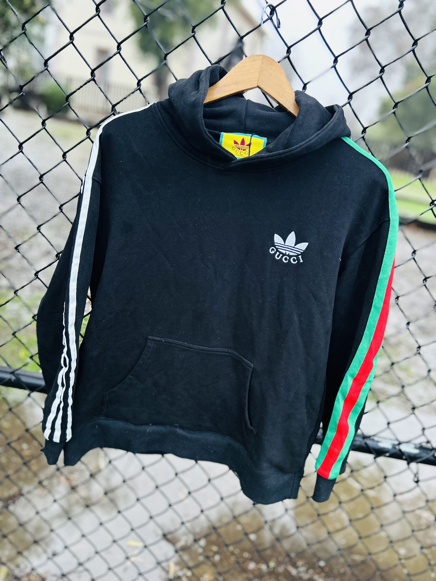 GUCCI x adidas COLLECTION** Black Hooded Seatshirt for Sale in Los Angeles,  CA - OfferUp